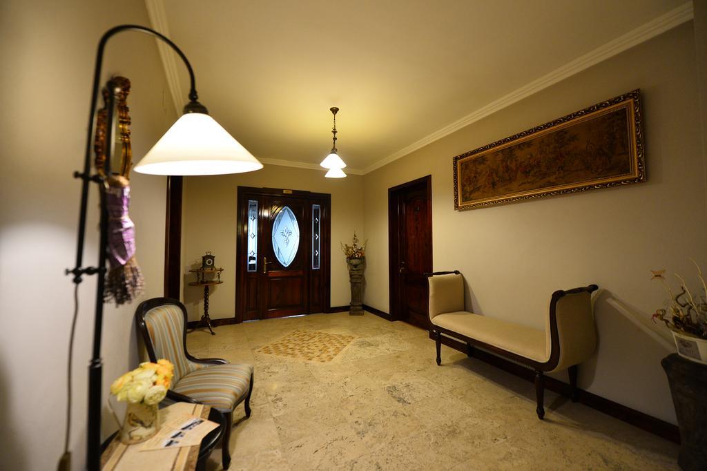 Pensiunea Antique Târgu Jiu المظهر الخارجي الصورة